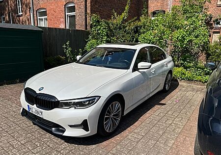 BMW 330i Sport Line Automatic Sport Line