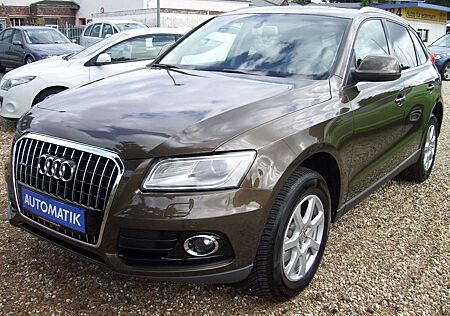 Audi Q5 2.0 TDI S tronic quattro +Navi / Keyless+