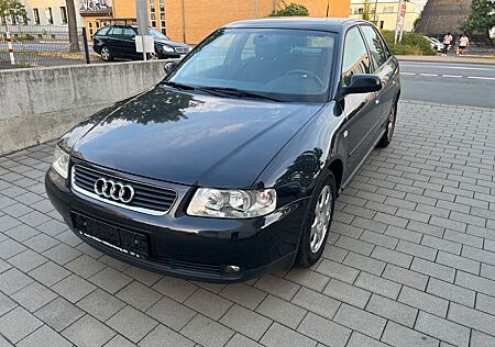 Audi A3 1.6 Ambition TÜV NEU