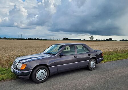 Mercedes-Benz 250 D Oldtimer