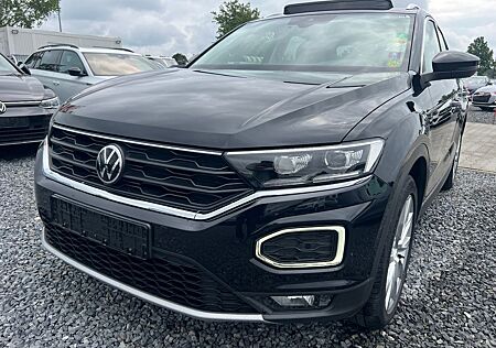 VW T-Roc Volkswagen Style/Pano/ShzG/Full Led/E.Klape/AHK/150PS