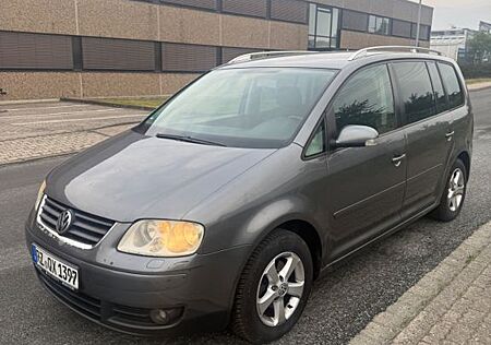 VW Touran Volkswagen 2.0 TDI Trendline Trendline
