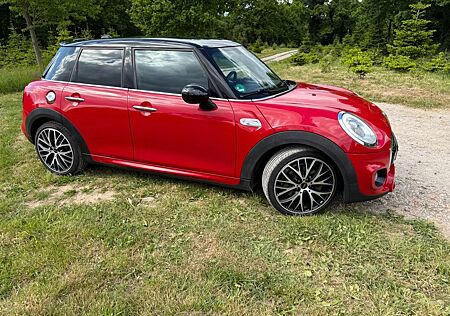 Mini Cooper S Chili Red (BJ 2017) - jcw 1 paket