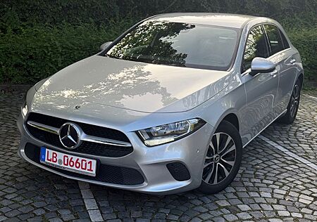 Mercedes-Benz A 180 A 180d - EURO 6 - Kamera - Leder -CarPlay