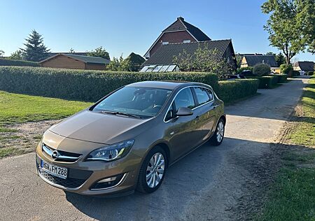 Opel Astra 1.4T 103kW INNOVATION 140PS scheckheftge.
