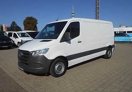 Mercedes-Benz Sprinter 211 CDI KA Mittel Klima 3-Sitze AHK 2.0