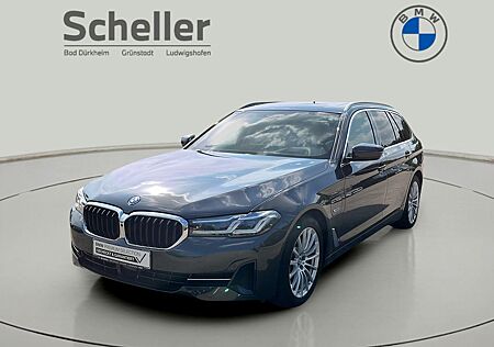 BMW 530e Touring Head-Up HK HiFi DAB Aktivlenkung