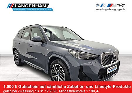 BMW iX1 xDrive30 M Sport AHK HUD Lenkradheizung