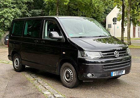 VW T5 Multivan Volkswagen Bluemotion / BiXenon / AHK / 7Sitze