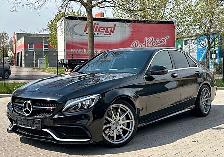 Mercedes-Benz C 63 AMG LIM DE FZG PERF SITZE PERF. AGA