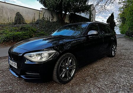 BMW M135i N55 *BI-XENON*KAMERA*NAVI*PDC*SCHIEBEDACH