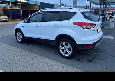 Ford Kuga 1,6 EcoBoost 2x4 110kW Trend Trend