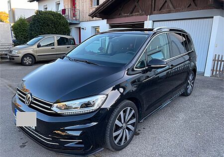 VW Touran Volkswagen 1.4 TSI Highline R-Line - TOP Zustand!