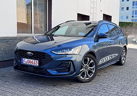 Ford Focus Turnier ST-Line X HUD/Digital/Kamera