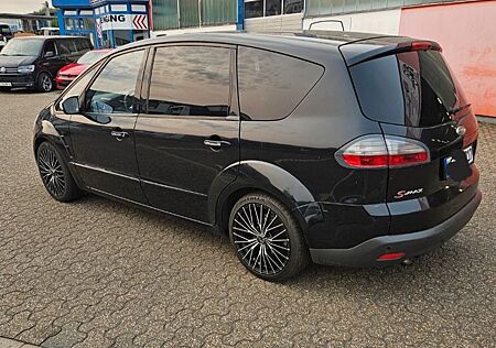 Ford S-Max gebraucht kaufen Ford S-Max 2,0 TDCi 103kW 7 Sitzer TüV 10/26