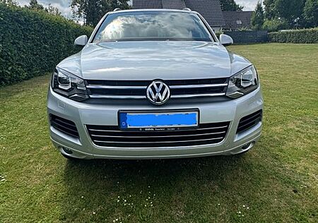 VW Touareg Volkswagen 3.0 V6 TDI Tiptronic BlueMotion Tech...