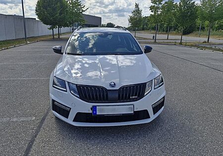 Skoda Octavia 2.0 TDI DSG 4x4 RS Combi RS