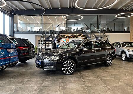 Skoda Superb Combi Exclusive *DSG*Bi-XENON*PDC*SHZ*