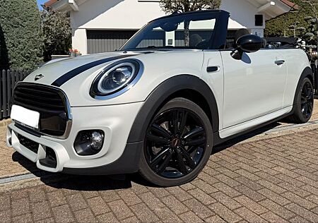 Mini Cooper Cabrio John Cooper Works Cabrio - white silver metallic