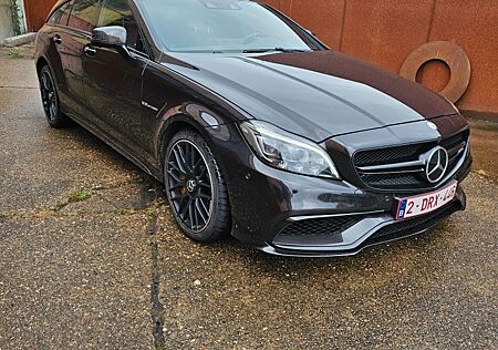 Mercedes-Benz CLS 63 AMG Shooting Brake Mercedes-AMG CLS 6...