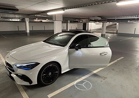 Mercedes-Benz CLE 200 /AMGPREMI/PANO/20ZOLLAMG/360*/BURME/