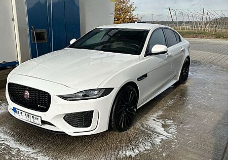 Jaguar XE P250 R-DYNAMIC BLACK Automatik R-DYNAMIC ...