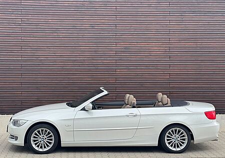 BMW 320d 3er E93 Cabrio / SCHECKHEFT / 2 HAND