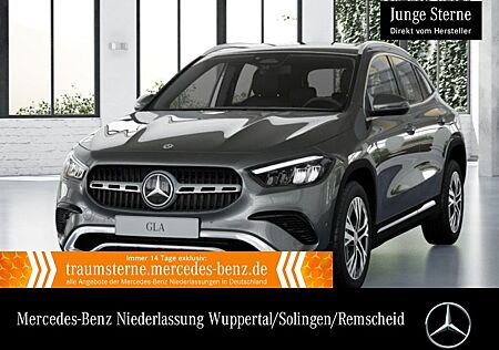 Mercedes-Benz GLA 200 Progressive AHK LED Kamera CarPlay 18"