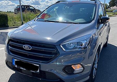 Ford Kuga 2,0 EcoBoost 4x4 ST-Line Automat ST-Line