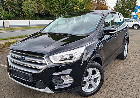 Ford Kuga -1,5-6G!KLIMAUTOM+NAVI+LED+SHZ+PDC+TEMP+TOP!