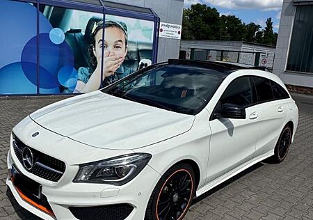Mercedes-Benz CLA 220 Shooting Brake CLA 220 CDI DCT Orang...