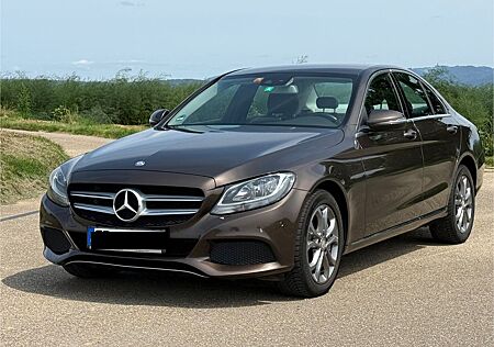 Mercedes-Benz C 400 4MATIC V6*2.Hand*S-Heft*ParkAss.*LED*TÜV27