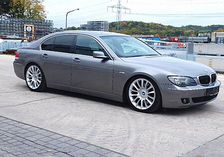 BMW 745d V8 Biturbo TÜV 10/27