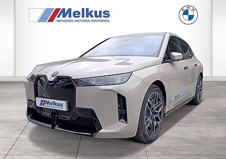 BMW iX gebraucht kaufen BMW iX xDrive45 Facelift - Winterräder - M Sportpake