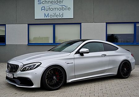 Mercedes-Benz C 63 AMG C Coupe