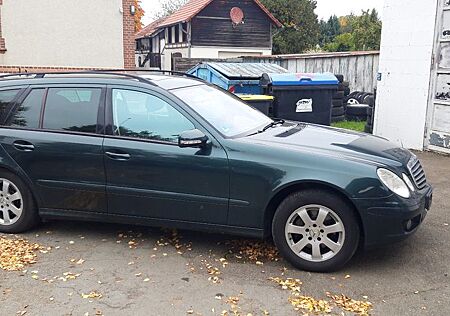 Mercedes-Benz E 280 T ELEGANCE-Top Zustand.