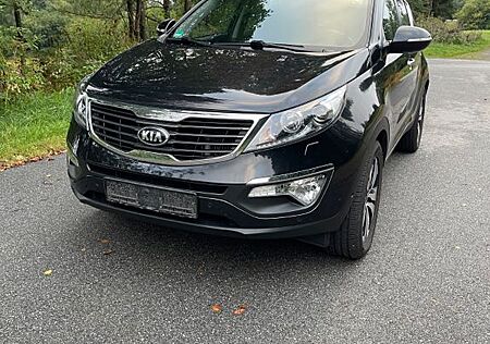 Kia Sportage 2.0 CRDi 2WD Spirit,SHZ,NAV,BLTH