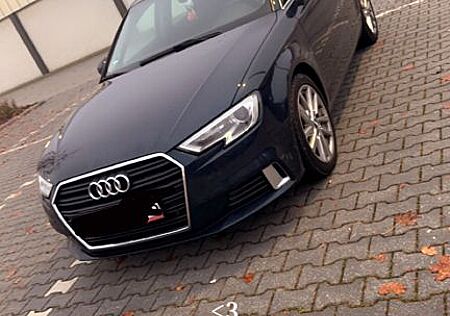 Audi A3 30 TDI S tronic -