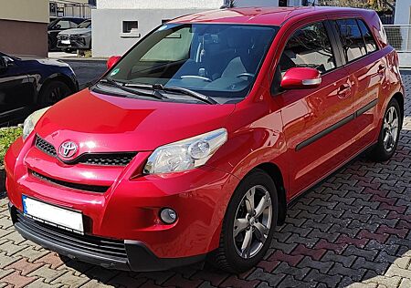 Toyota Urban Cruiser 1,4-l-D-4D 4x2 - 1. Hand.; AHK