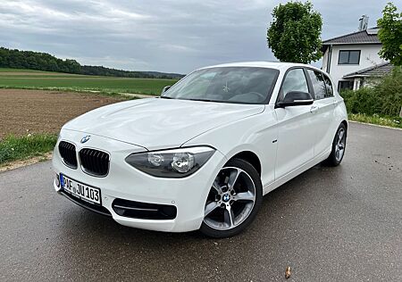 BMW 116i Sport Line, 90.500 km, Sportsitze, Lichtpak
