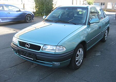 Opel Astra 1,6 Klima 91TKM !! 1.Hand TÜV+Service neu
