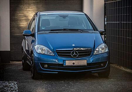 Mercedes-Benz A 160 perfekte Historie über 100 Rechnungen