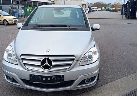 Mercedes-Benz B 200 CDl TUV09/2025 autostandsachsenring 50