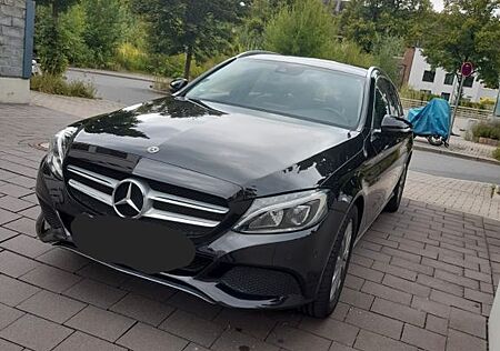 Mercedes-Benz C 180 T Autom. -