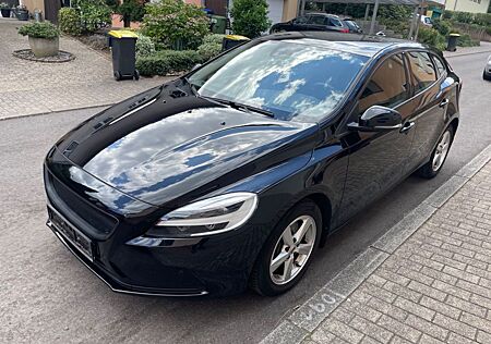 Volvo V40 T2 Geartronic Momentum Momentum