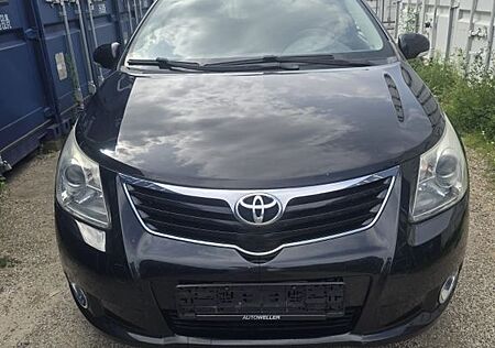Toyota Avensis Combi Executive 2.2 D-4D Executive
