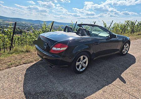 Mercedes-Benz SLK 280 mit neuem TÜV