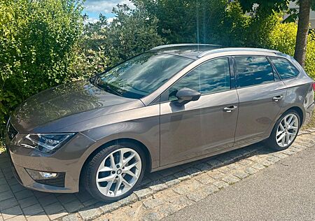 Seat Leon ST 1.4 TSI 92kW Start&Stop FR 8fach bereift