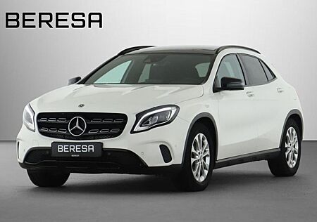 Mercedes-Benz GLA 180 Night Urban Pano AHK Kamera LED