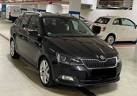 Skoda Fabia Style/Klimaauto/Standheizung/PDC/Tempomat